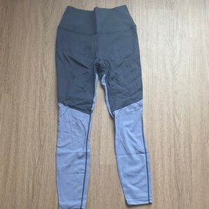 Eddie Bauer Two-Tone Light and Navy Athletic Leggings